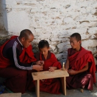 68128_439208626145316_1686380665_n_439208626145316